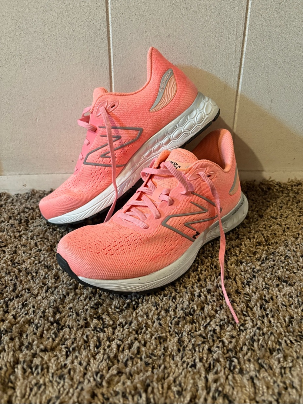 New Balance Women's Fresh Foam 880 •Size 6 Women’s
